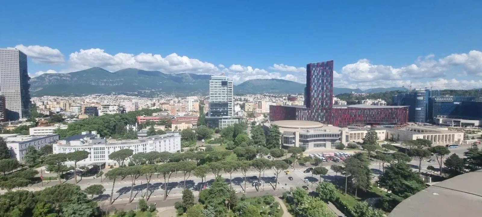 Grand Boulevard Apartments Tirana 0*,