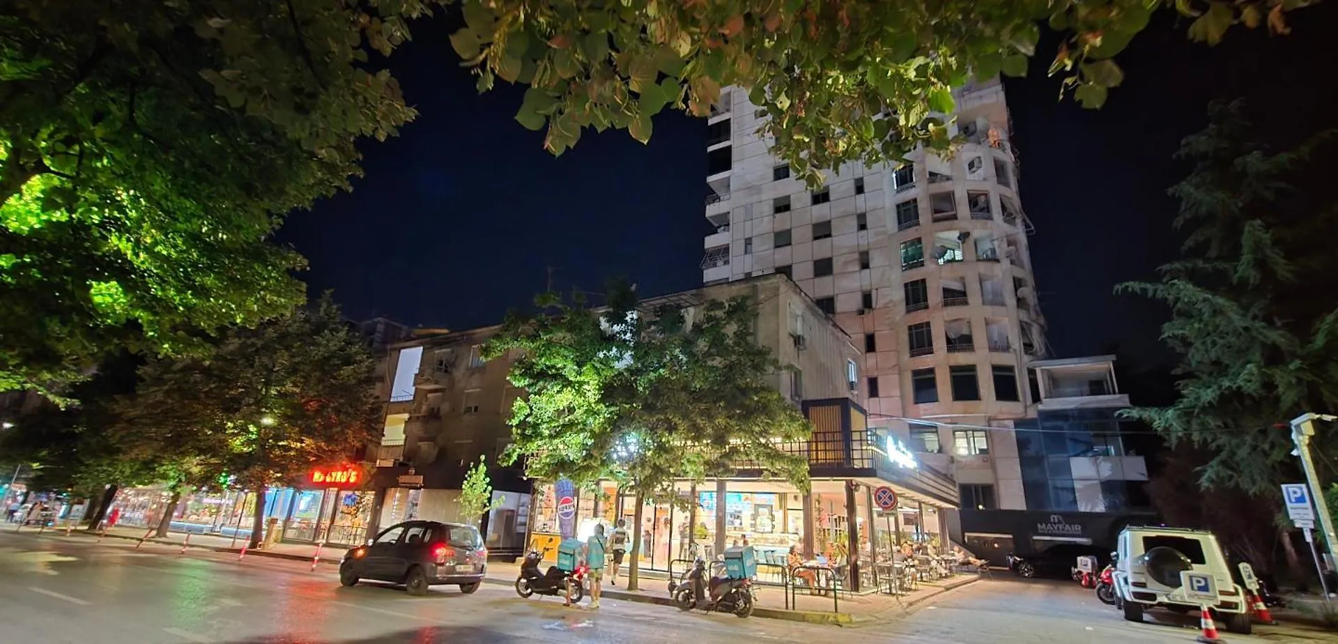 Grand Boulevard Apartments Tirana